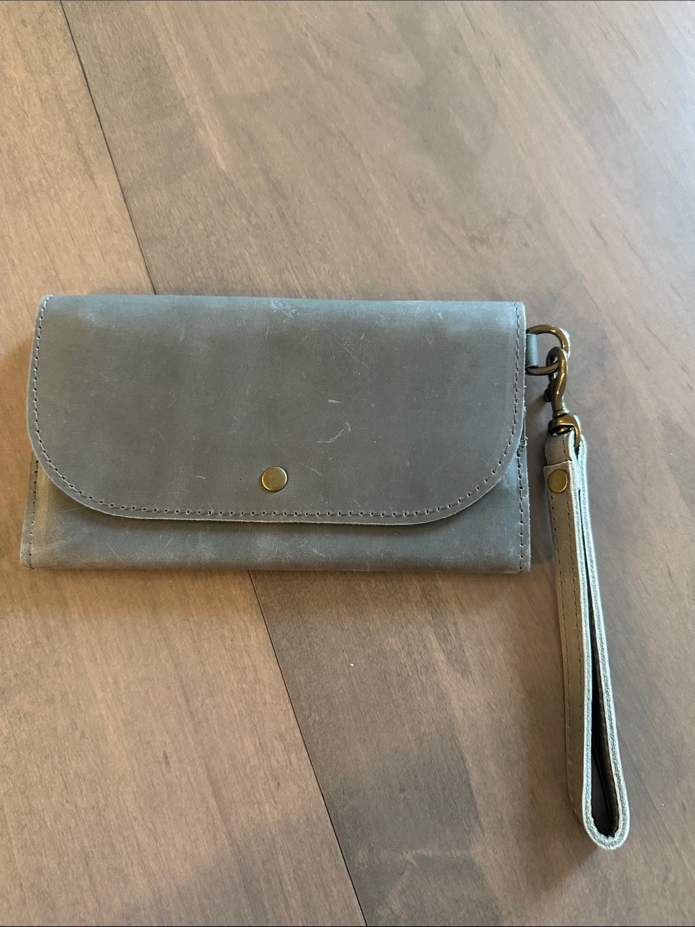 ABLE Mare phone wallet wristlet